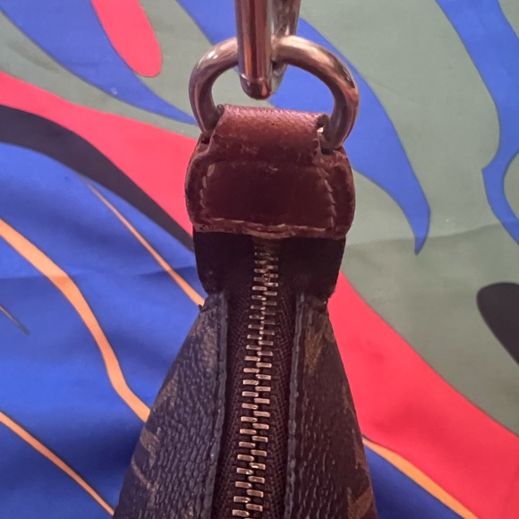 Authentic Preloved Louis Vuitton LV Accessories Pouch Bag Pochette Monogram - Picture 11 of 13